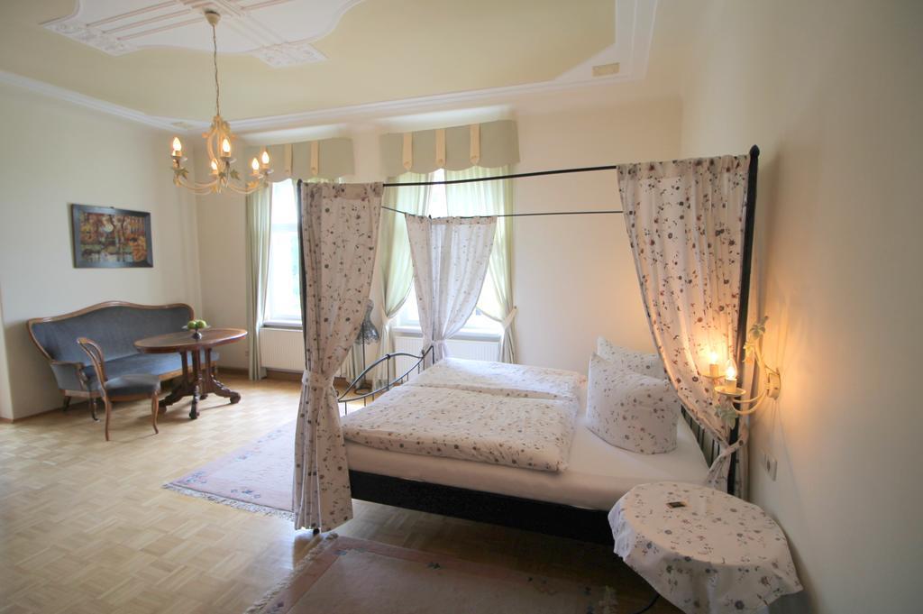 Hotel-Appartement-Villa Ulenburg Drezno Zewnętrze zdjęcie