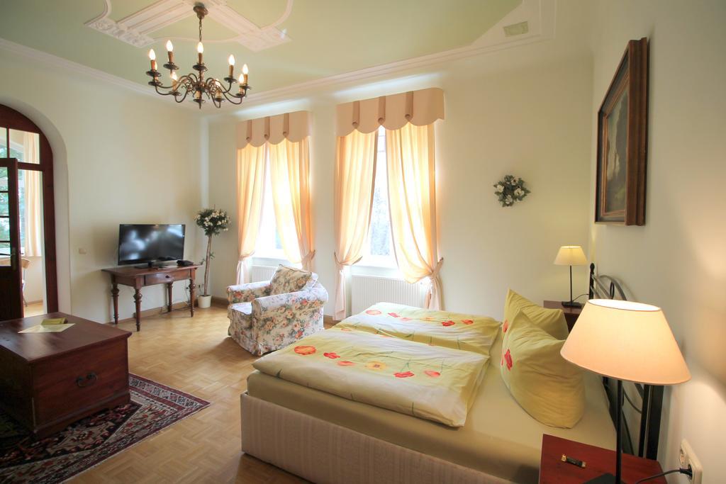 Hotel-Appartement-Villa Ulenburg Drezno Zewnętrze zdjęcie